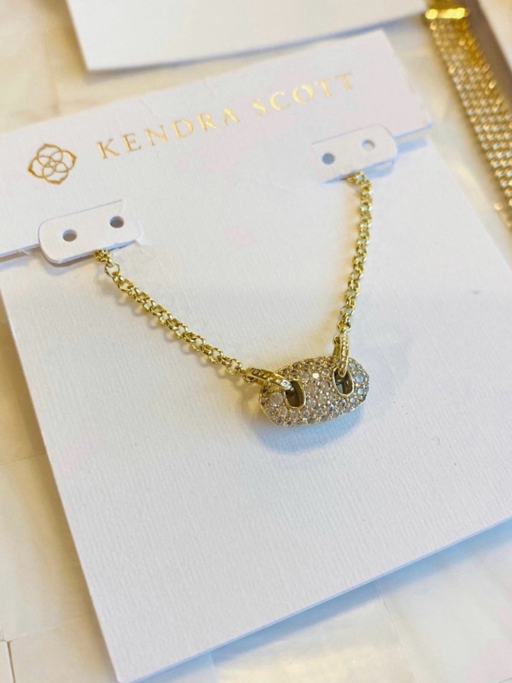 Kendra Scott Bailey Short Necklace in Gold